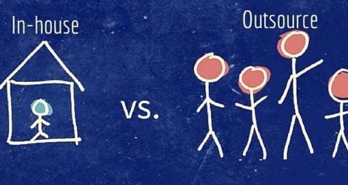 marketing-outsource-vs-inshouse
