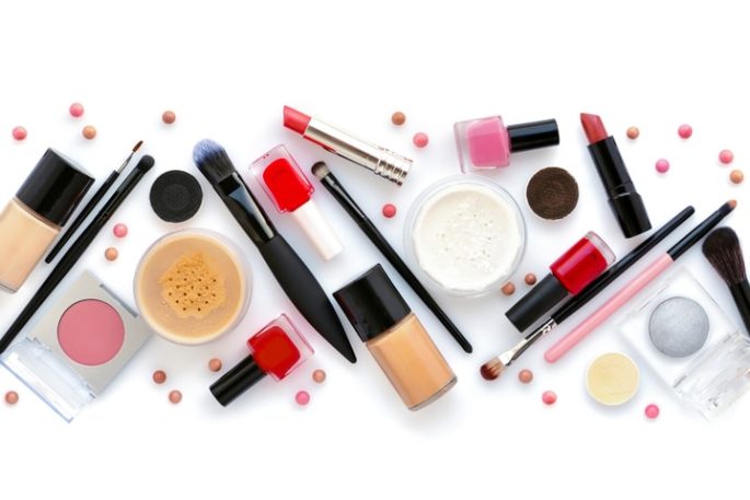 How To Start A Cosmetic Brand Successfully and with Experts