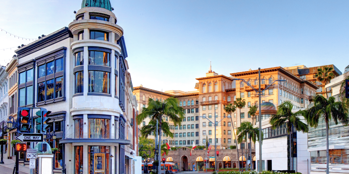 Los Angeles Retail Industry and How to Succeed Los Angeles Retail Industry and How to Succeed