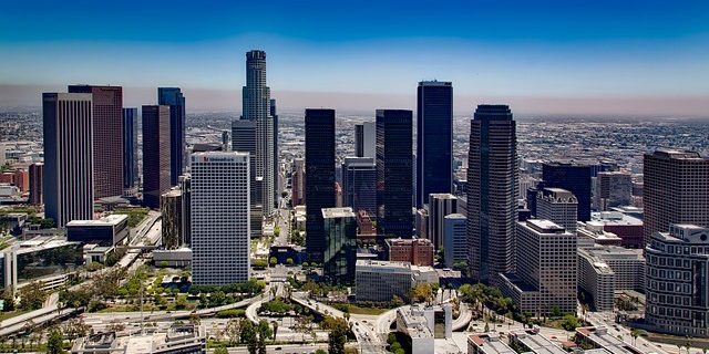 Start a Business in Los Angeles with Consultants: The Smartest Way to Launch
