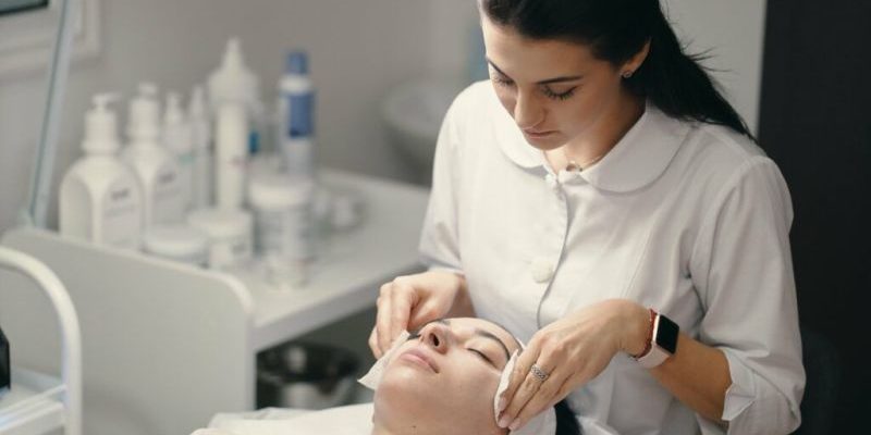 How Aesthetic Clinics Can Improve Revenue